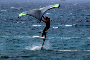 Assualt Boardriding kite foiling